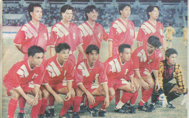 Lịch sử đối đầu giữa ĐT Việt Nam và ĐT Thái Lan tại bán kết các kỳ AFF Cup - Ảnh 1.