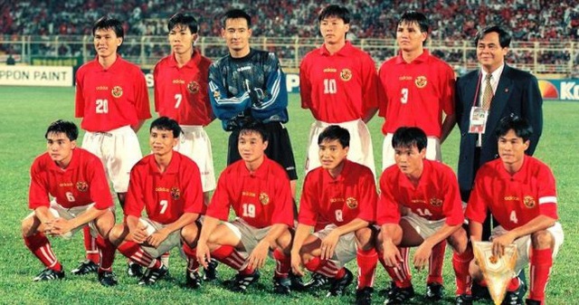 Lịch sử đối đầu giữa ĐT Việt Nam và ĐT Thái Lan tại bán kết các kỳ AFF Cup - Ảnh 2.
