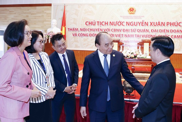 Chủ tịch nước mong kiều bào tại Campuchia mở rộng việc dạy và học Tiếng Việt - Ảnh 1.