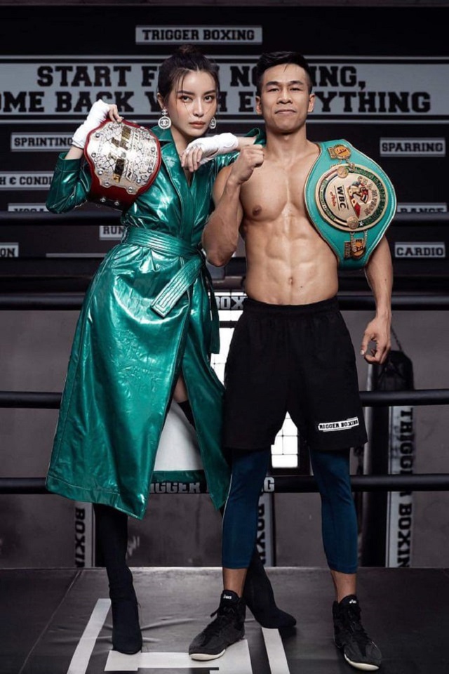 Nhà vô địch: Cao Thái Hà giành đai vô địch boxing tặng hai người đàn ông đặc biệt - Ảnh 4.