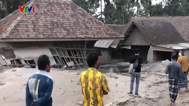 22 người thiệt mạng vì núi lửa phun trào ở Indonesia - Ảnh 1.