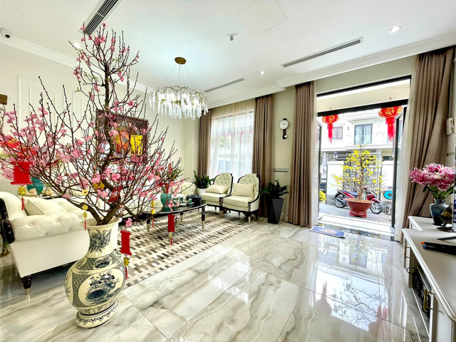 Loạt hoa khoe sắc trong biệt thự tiền tỷ của Thanh Vân Hugo - Ảnh 8.