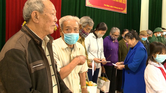 Món quà đầu xuân cho hơn 1.000 người dân khó khăn tại tỉnh Ninh Bình - Ảnh 14.