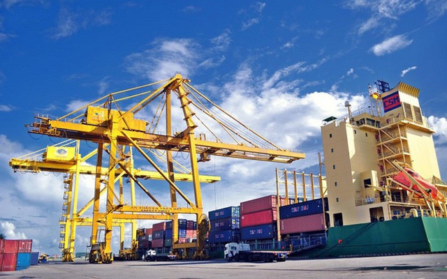 Phí logistics tăng vọt: Đâu là giải pháp giúp doanh nghiệp xuất khẩu? - Ảnh 2.