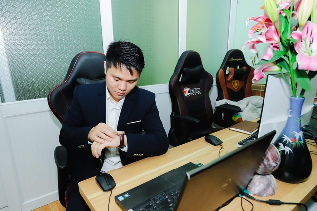 CEO Nguyễn Mạnh Toàn: Sau vấp ngã tự đứng dậy để thành công - Ảnh 1.