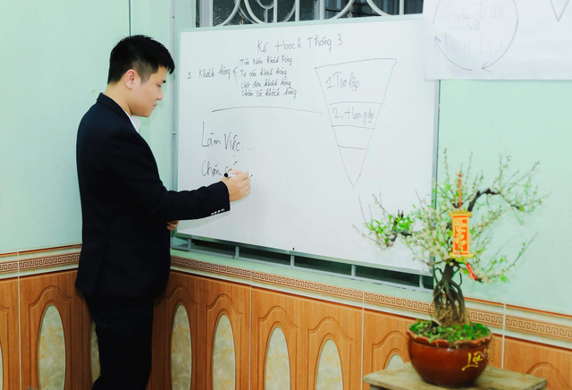 CEO Nguyễn Mạnh Toàn: Sau vấp ngã tự đứng dậy để thành công - Ảnh 3.