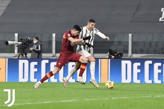 Ronaldo toả sáng, Juventus giành chiến thắng 2-0 trước AS Roma - Ảnh 3.