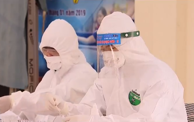 Hà Nội xét nghiệm 4.000 người nguy cơ cao nhiễm SARS-CoV-2 - Ảnh 3.