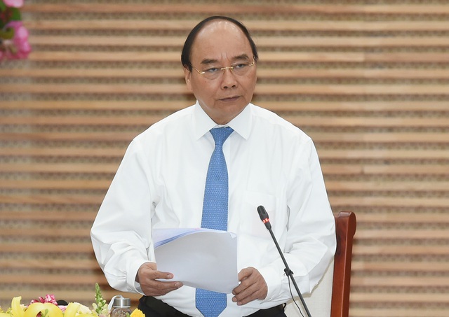 Thủ tướng Nguyễn Xuân Phúc: Khơi thông điểm nghẽn để Nghệ An thành trung tâm Bắc Trung Bộ - Ảnh 1.