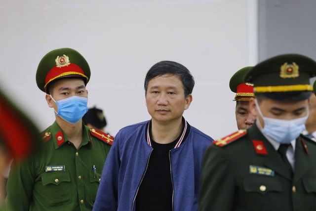 Ông Đinh La Thăng bị tuyên phạt 11 năm tù vụ Ethanol Phú Thọ - Ảnh 1.