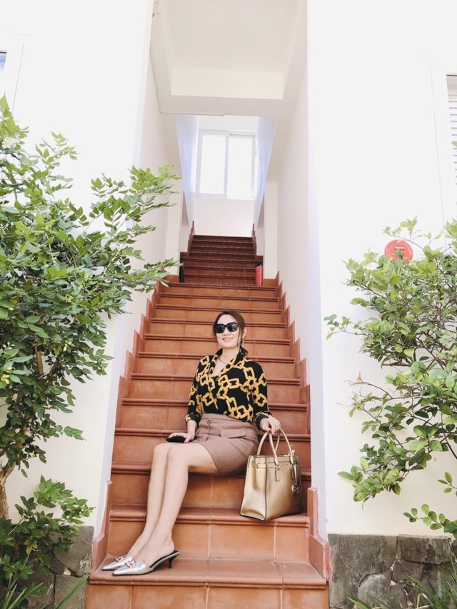 Hà Nguyễn Fashion - Thương hiệu thời trang nổi tiếng dành cho chị em trung niên - Ảnh 2.