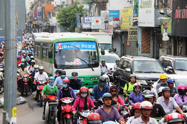 Triển khai xe bus mini tại TP Hồ Chí Minh là giải pháp khả thi - Ảnh 1.