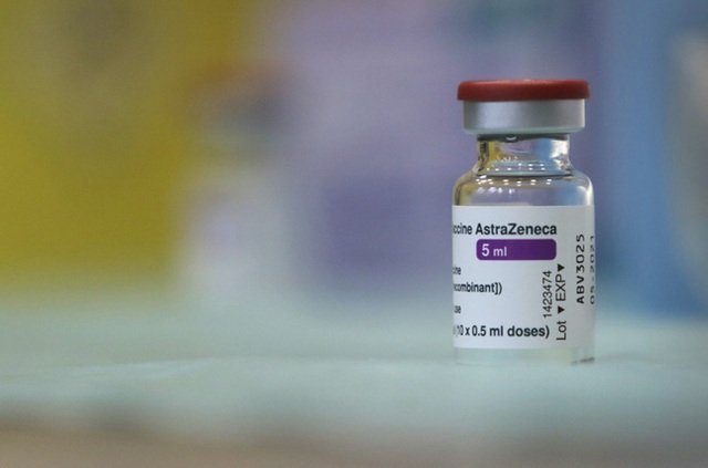 Chính thức: Việt Nam bắt đầu tiêm chủng vaccine ngừa COVID-19 - Ảnh 1.