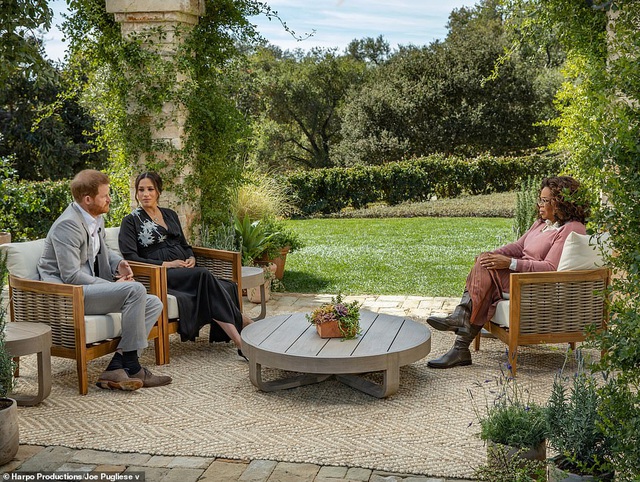 17 triệu người xem cuộc phỏng vấn hoàng tử Harry và vợ tố gia đình hoàng gia - Ảnh 2.