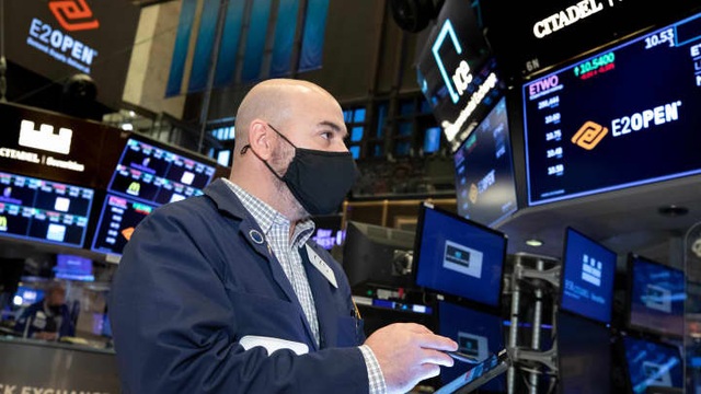 Nhà đầu tư F0 ở Mỹ thừa nhận “bong bóng” thị trường chứng khoán - Ảnh 1.