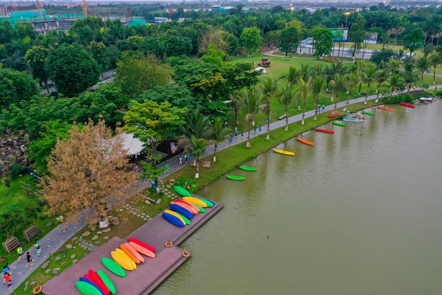 Ecopark Marathon ấn tượng với “cung đường chạy đẹp nhất Việt Nam” - Ảnh 5.