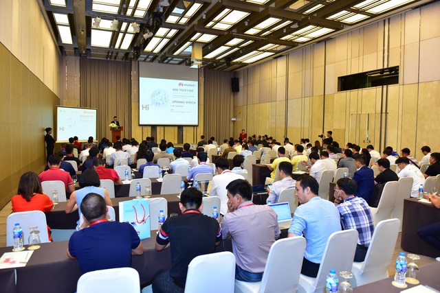 Huawei cam kết xây dựng hệ sinh thái đối tác mạnh mẽ tại Việt Nam - Ảnh 1.