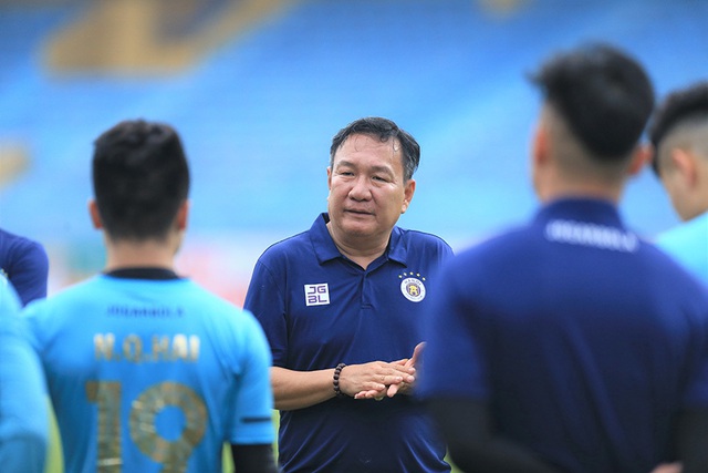 HLV Hoàng Văn Phúc tái khẳng định tham vọng vô địch của CLB Hà Nội - Ảnh 3.