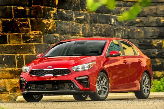 Top 10 mẫu xe ô tô mới rẻ nhất tại Mỹ - Ảnh 4.