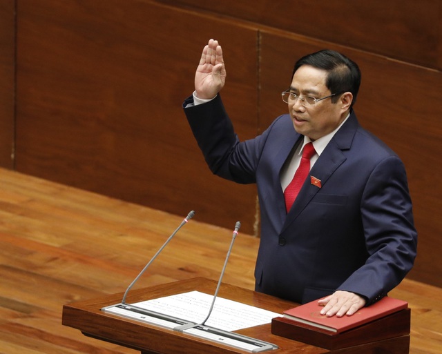 VIDEO: Tân Thủ tướng Chính phủ Phạm Minh Chính tuyên thệ nhậm chức - Ảnh 1.