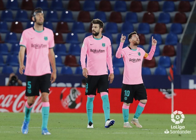 Hoà Levante, Barca hụt hơi trong cuộc đua vô địch La Liga với Real và Atletico - Ảnh 2.