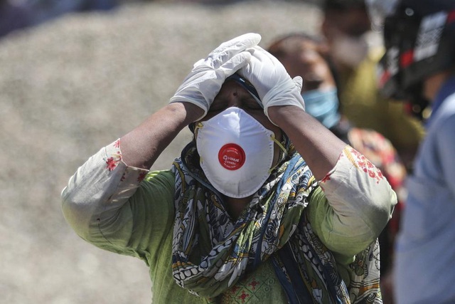 Ấn Độ có hơn 4.000 người tử vong trong 2 ngày liền, số ca nhiễm/ngày cao nhất ở Malaysia trong 3 tháng - Ảnh 1.