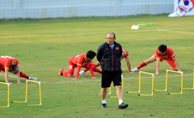 Xuân Trường trở lại tập luyện cùng ĐT Việt Nam - Ảnh 8.