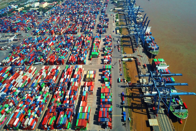Doanh nghiệp kiến nghị TP Hồ Chí Minh hoãn thu phí hạ tầng cảng biển - Ảnh 1.