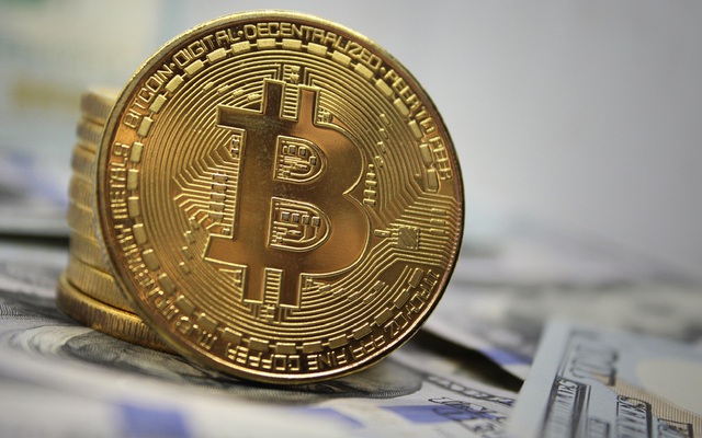 Biến động đầy kịch tính: Bitcoin có thực sự hấp dẫn để rót tiền? - Ảnh 1.