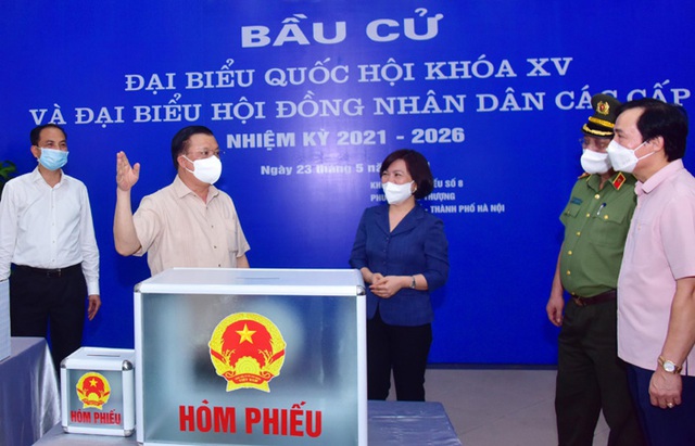 Ngày 23/5, cử tri Hà Nội bỏ phiếu bầu 29 đại biểu Quốc hội và 95 đại biểu HĐND Thành phố - Ảnh 1.