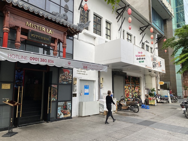 TP Hồ Chí Minh: Hàng quán đóng cửa im lìm để chống dịch - Ảnh 1.