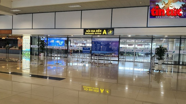 Sân bay Nội Bài vắng hoe trong đợt dịch COVID-19 lần 4 - Ảnh 3.