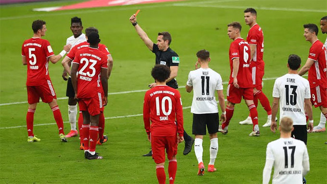 Bayern 6-0 MGladbach: Lewandowski lập hat-trick, Bayern thắng tưng bừng mừng chức vô địch - Ảnh 5.