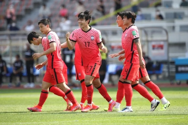 Hàn Quốc hạ gục Lebanon, ĐT Việt Nam tiến sát Vòng loại thứ 3 World Cup 2022 - Ảnh 2.
