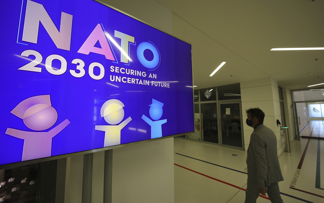 Hội nghị thượng đỉnh NATO ra Tuyên bố chung, thống nhất về đối phó với thách thức trong tương lai - Ảnh 1.