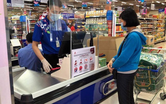 Nhà bán lẻ TP Hồ Chí Minh đảm bảo cung ứng đủ hàng hóa thiết yếu - Ảnh 1.