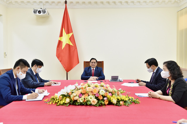 Thủ tướng đề nghị WHO hỗ trợ Việt Nam trở thành trung tâm sản xuất vaccine - Ảnh 1.