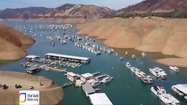 Mực nước các hồ chứa giảm mạnh, bang California đối mặt với hạn hán cực đoan - Ảnh 2.
