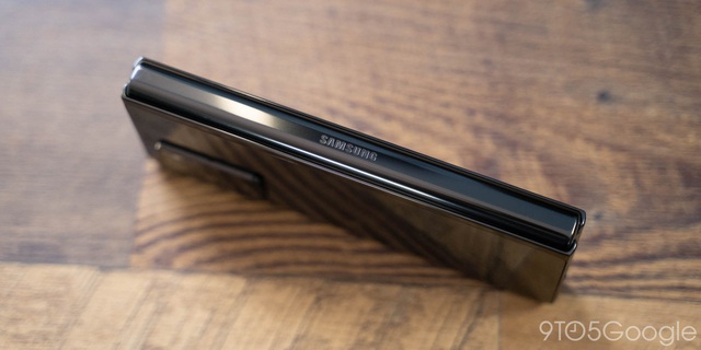 Samsung bắt đầu sản xuất hàng loạt Galaxy Z Fold 3 - Ảnh 1.