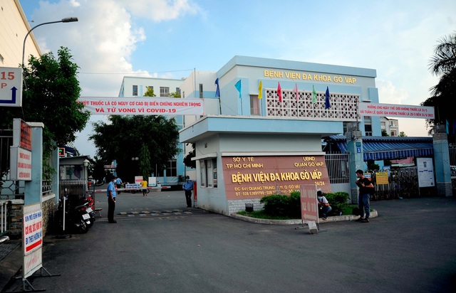 Các bệnh viện, phòng khám tại TP Hồ Chí Minh tạm thời bị phong tỏa, dừng hoạt động khám bệnh ngoại trú - Ảnh 1.