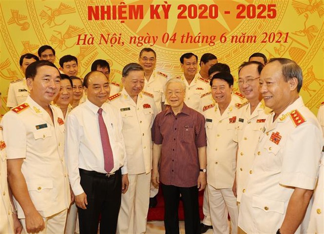 Đảng ủy Công an Trung ương nhiệm kỳ 2020-2025 gồm 27 đồng chí - Ảnh 1.