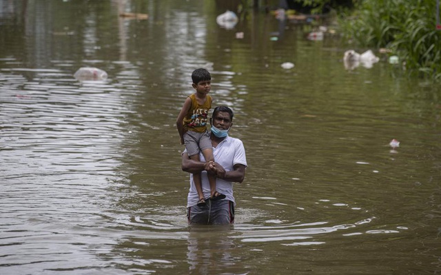 Lũ lụt và sạt lở đất gây thiệt hại nặng nề ở Sri Lanka, 14 người thiệt mạng - Ảnh 1.