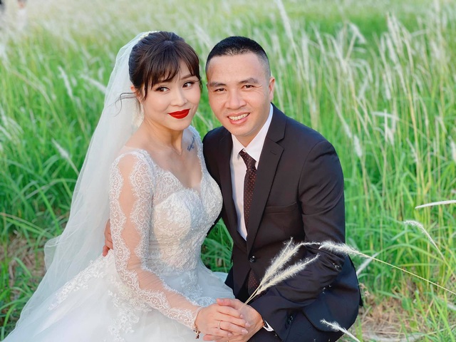 MC Hoàng Linh: Mỗi năm chồng chỉ cho chụp ảnh cưới một lần - Ảnh 13.