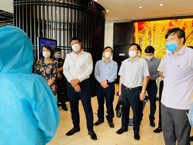 Bộ Y tế kiểm tra địa điểm thực hiện thí điểm cách ly y tế 7 ngày tại Quảng Ninh - Ảnh 1.