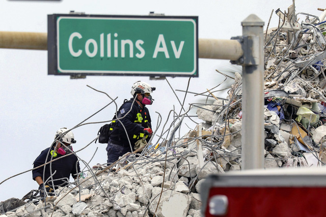 Vụ sập tòa nhà ở Florida: Thêm nhiều thi thể được tìm thấy, tổng số người tử vong tăng lên 95 - Ảnh 1.