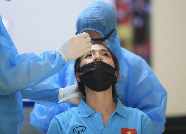 ĐT bóng đá nữ Việt Nam kiểm tra y tế theo quy định trong ngày đầu hội quân - Ảnh 16.