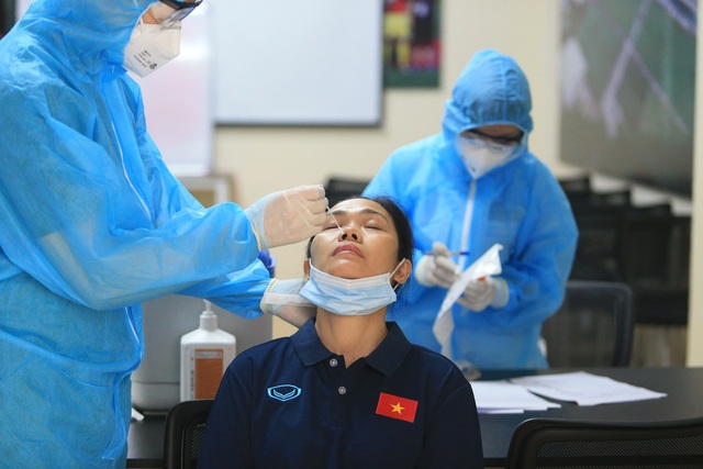 ĐT bóng đá nữ Việt Nam kiểm tra y tế theo quy định trong ngày đầu hội quân - Ảnh 5.