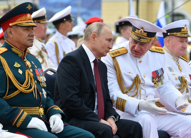 Nga long trọng tổ chức duyệt binh vinh danh Ngày Hải quân 2021 - Ảnh 3.