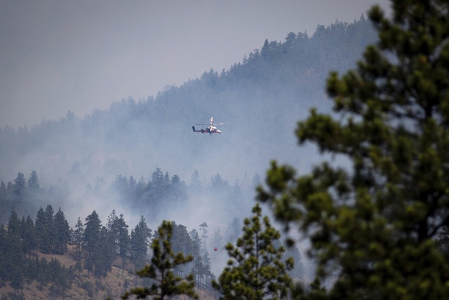 12.000 vụ sét đánh gây ra hơn 130 trận cháy rừng tại Canada - Ảnh 2.