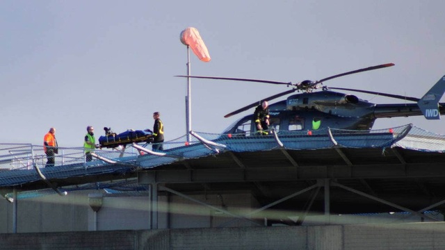 Rơi khinh khí cầu tại New Zealand, ít nhất 11 người bị thương - Ảnh 1.